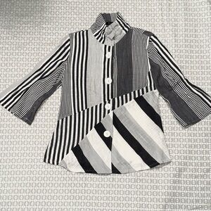 DAMEE Geometric Print Collared Light Jacket (S)